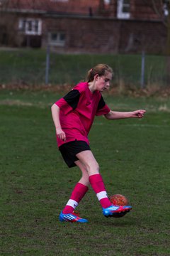 Bild 103 - C-Juniorinnen MTSV Olympia Neum�nster - SV Wahlstedt : Ergebnis: 7:4